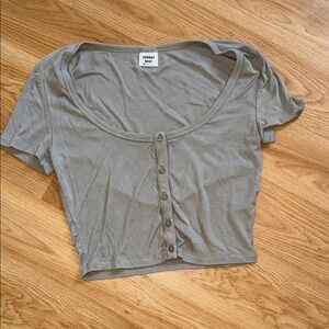 Sundays Best Aritza Khaki Green Crop Top Short Sleeve XS Front Button Modal